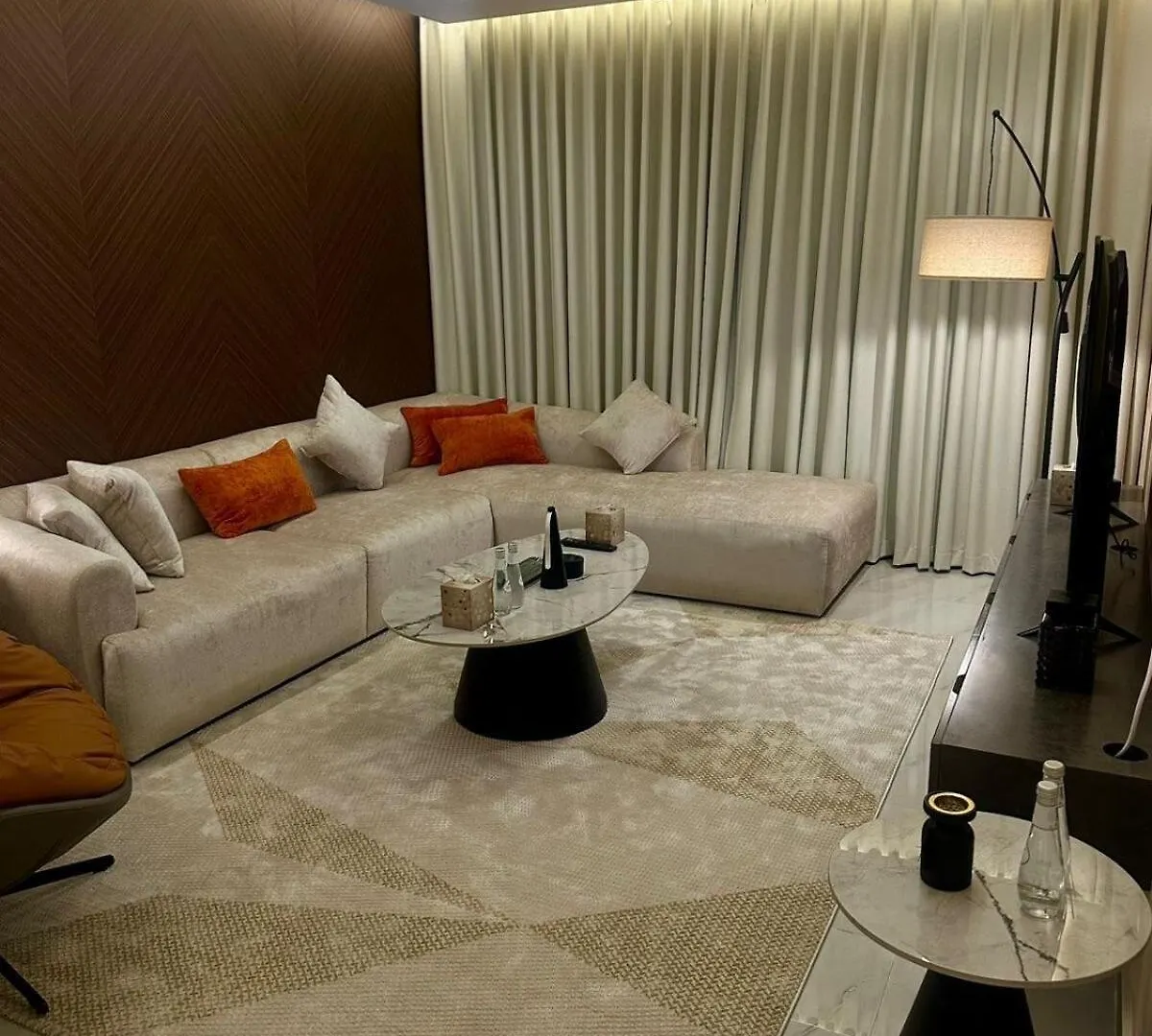 Modern Room Apartment And Luxury Lounge
